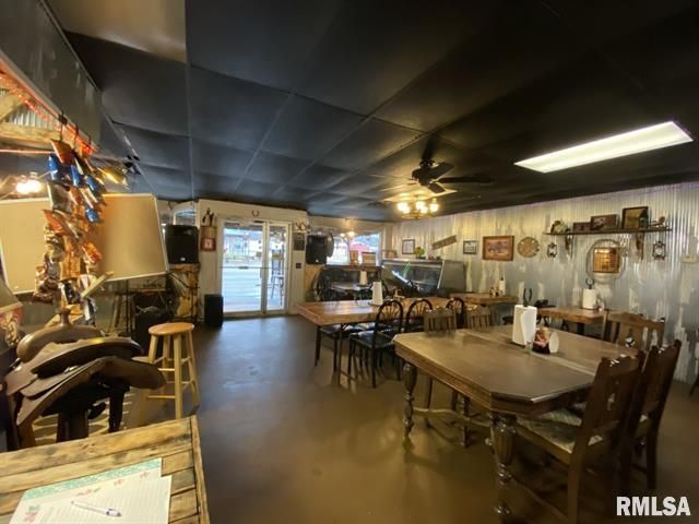 1125 Wilson St, Stonefort, IL 62987
